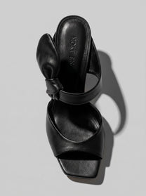 Capsule - Elise Black