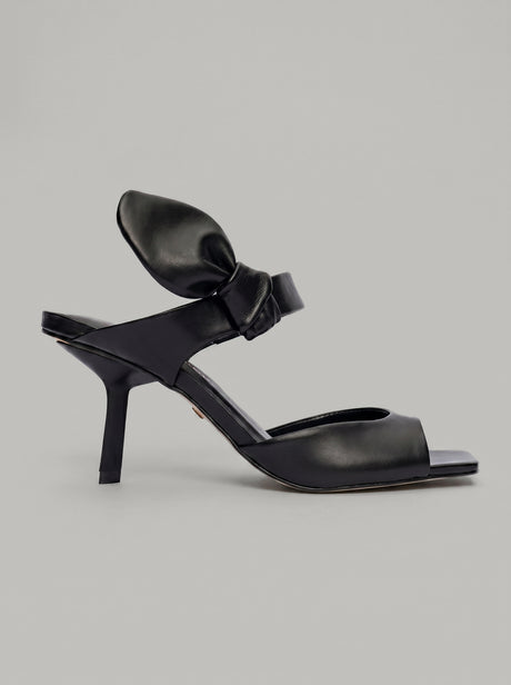 Capsule - Elise Black