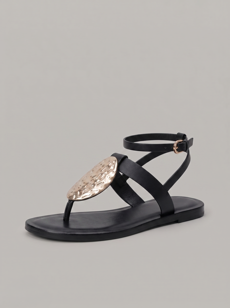 Capsule - Romy Black