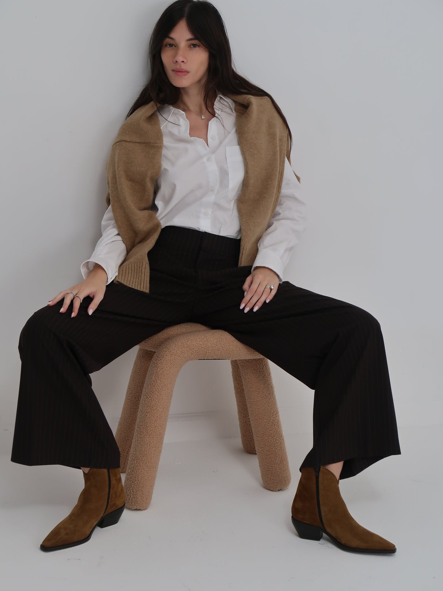 מגפיים גבוהים לנשים