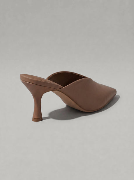 Capsule - Aveline Brown