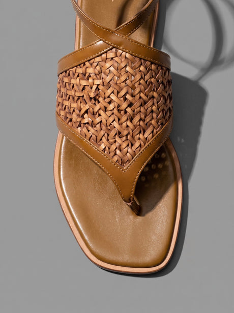 Capsule - Solea Brown