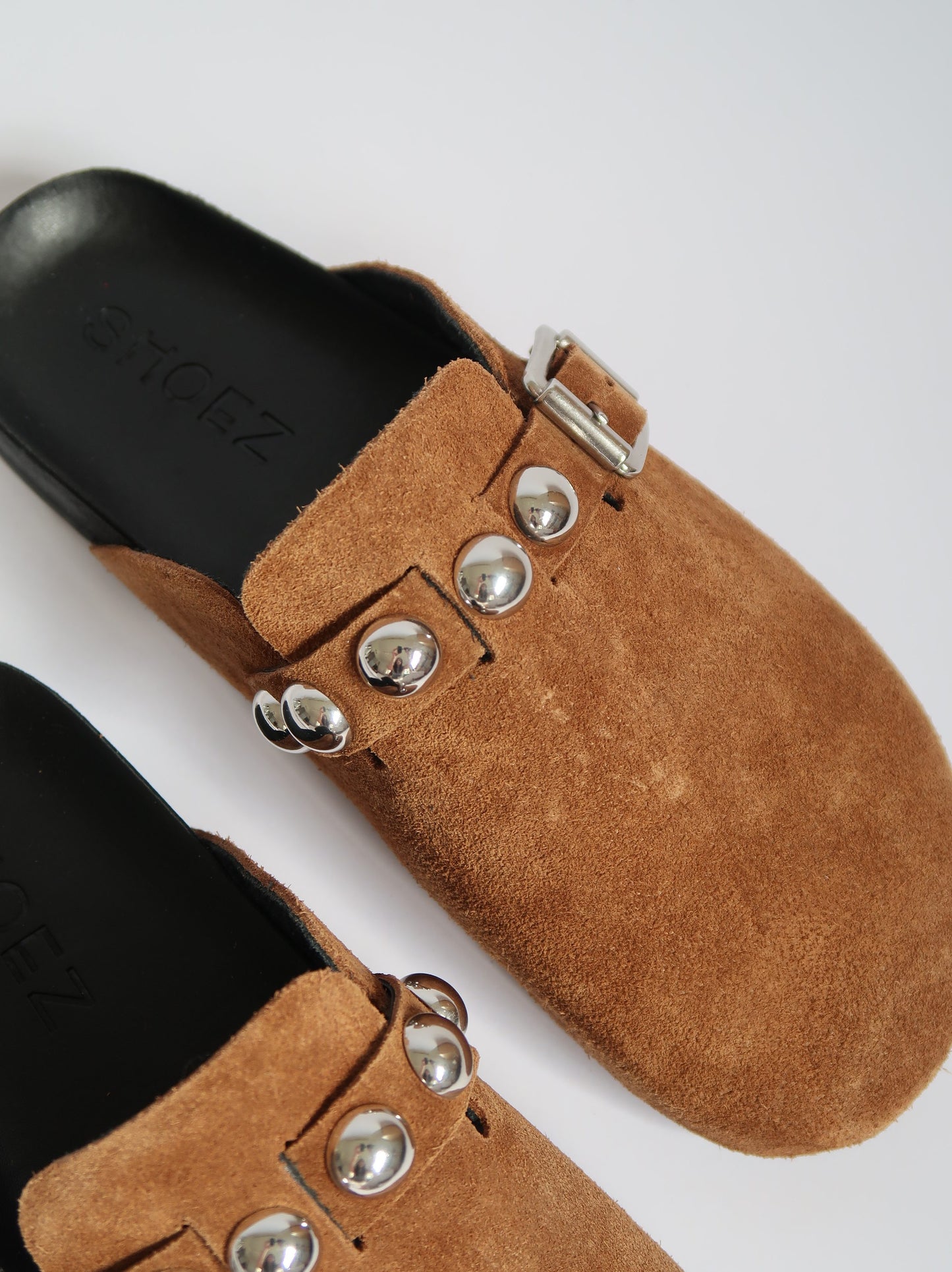 דירות חומות