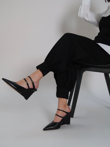 Capsule - Carla Black