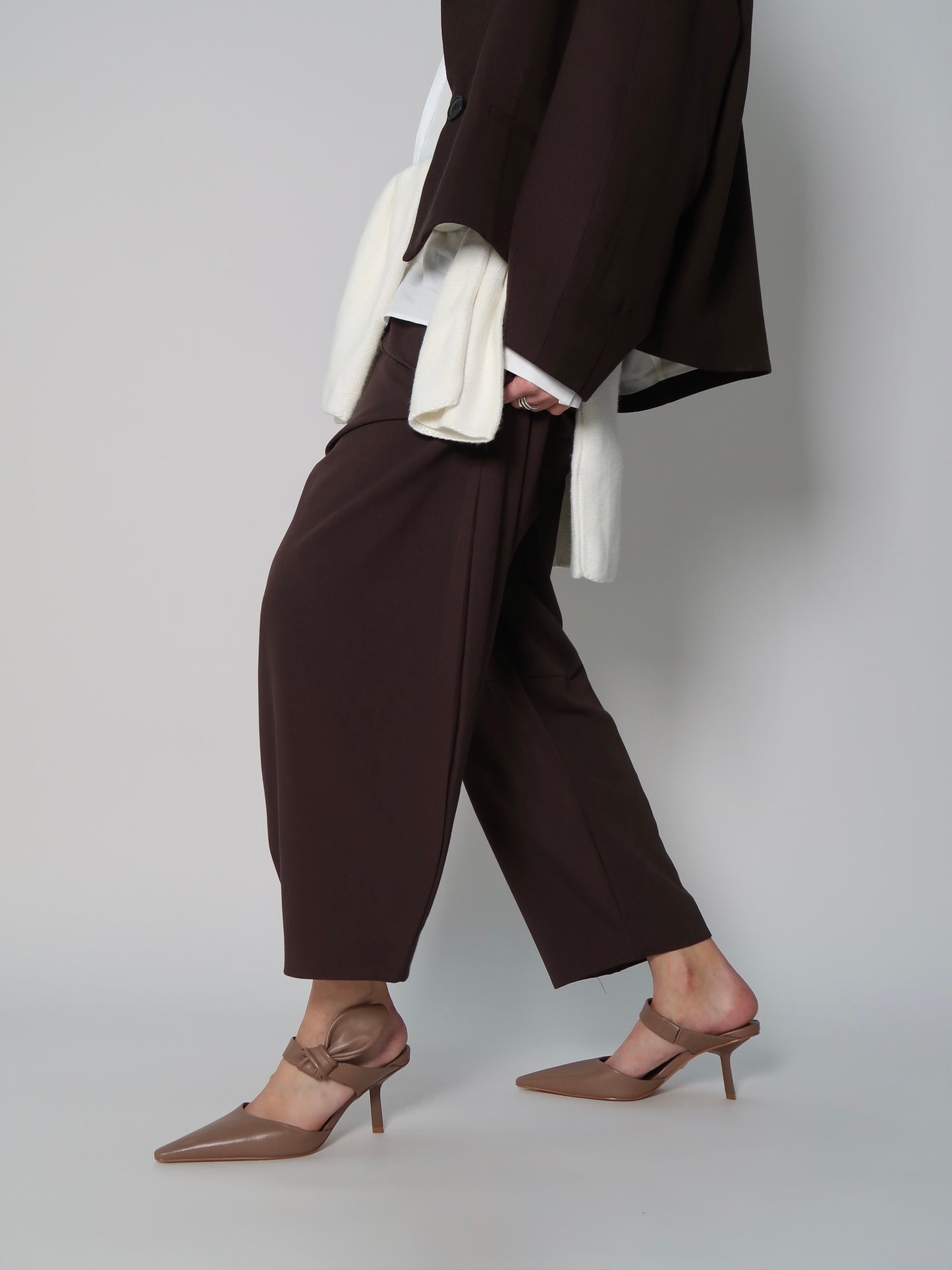 Capsule - Adrian Mocha