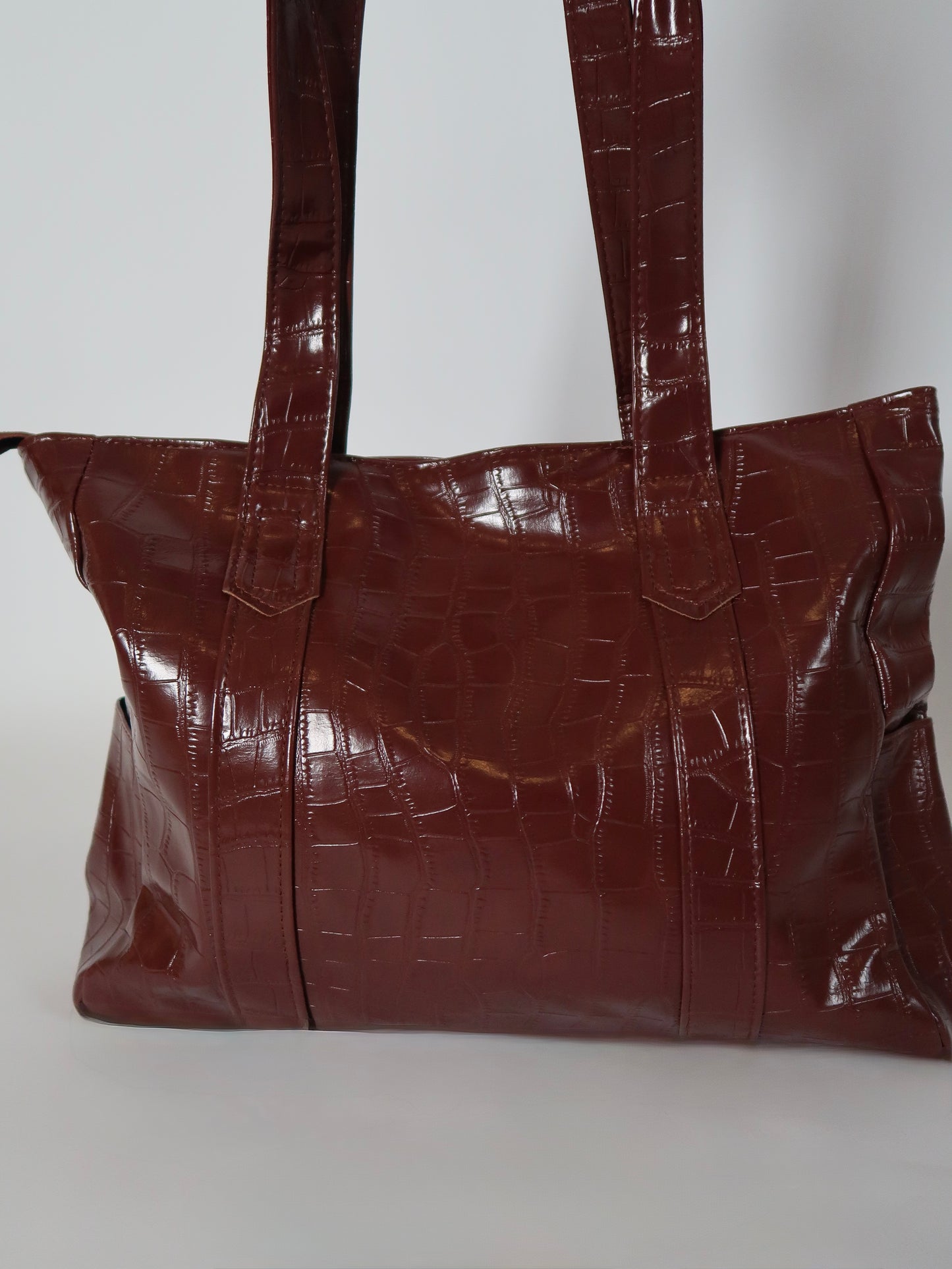 תיק קרוקו חום- בורדו