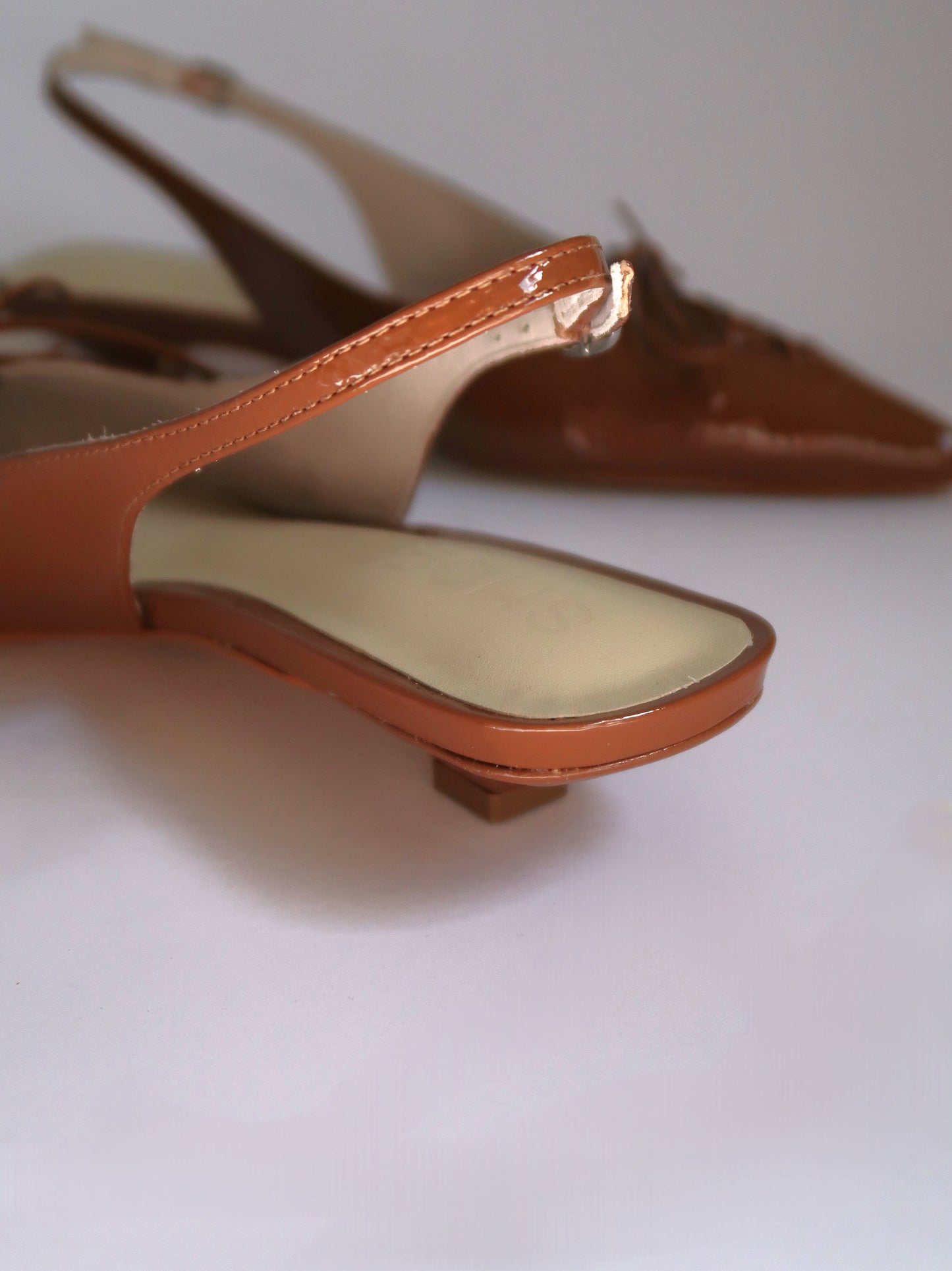 עקבים לנשים