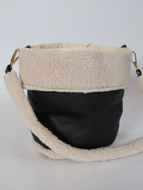 תיק באקט שחור טדי