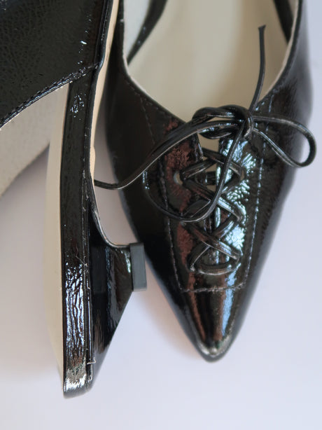 עקבים שחורים