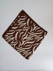 צעיף בהדפס חום