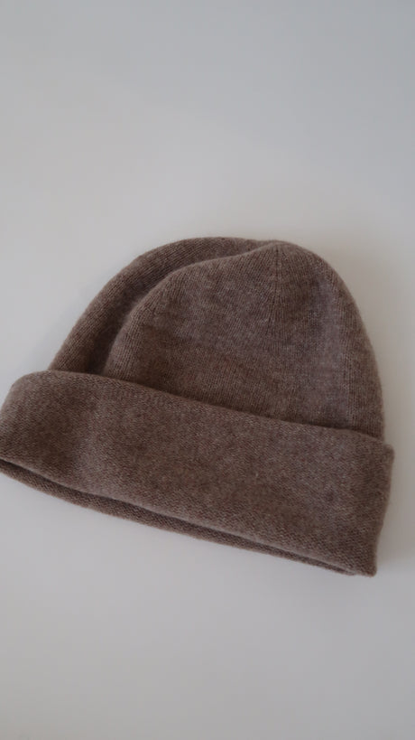 כובע צמר בז'