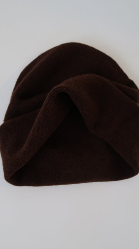 כובע צמר חום