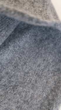 כובע צמר אפור