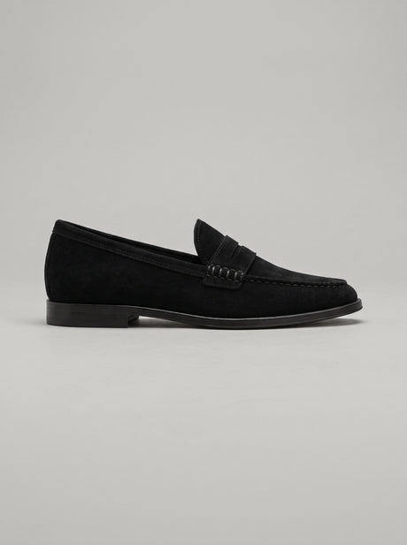 Calvera Black