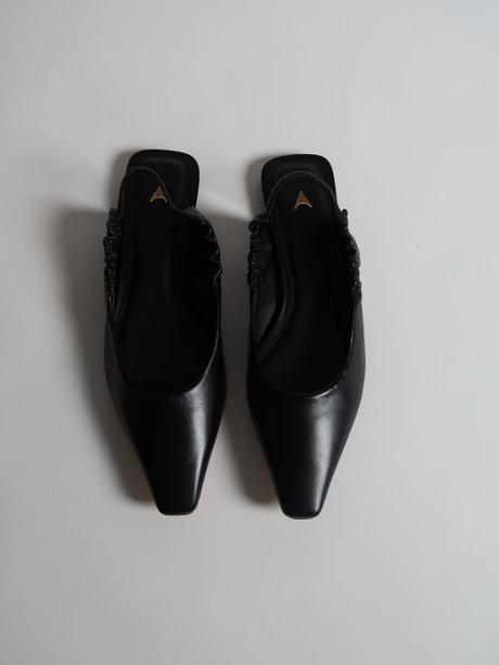 Capsule - Elle Black Flat