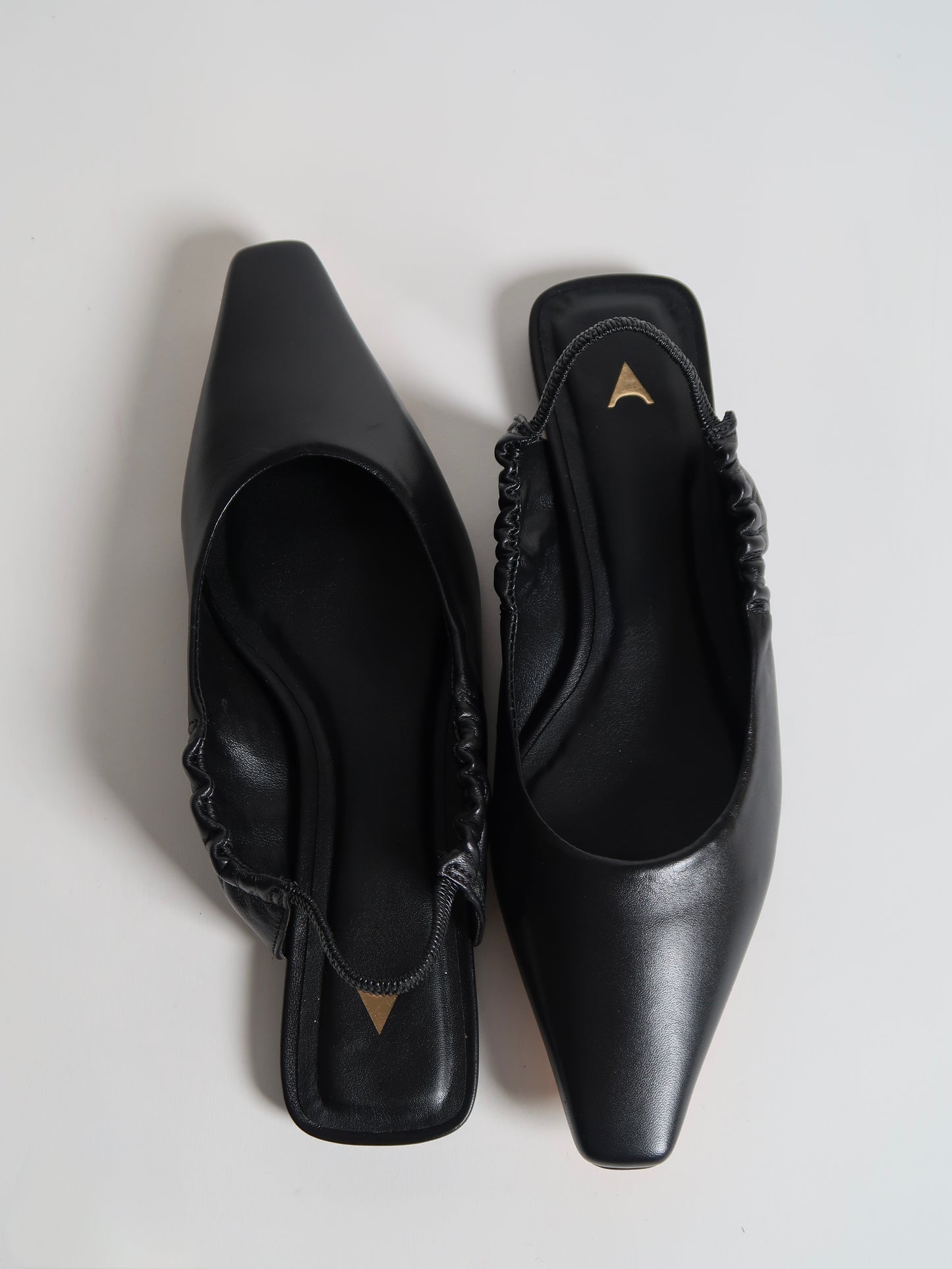 Capsule - Elle Black Flat