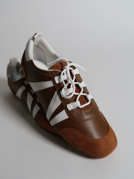 Capsule - Jett Brown