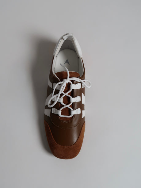 Capsule - Jett Brown