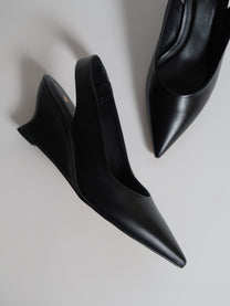 Capsule - Marlene Black