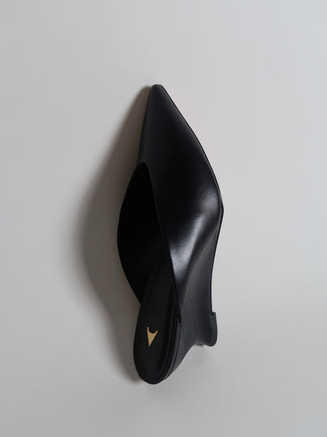 Capsule - Muse Black