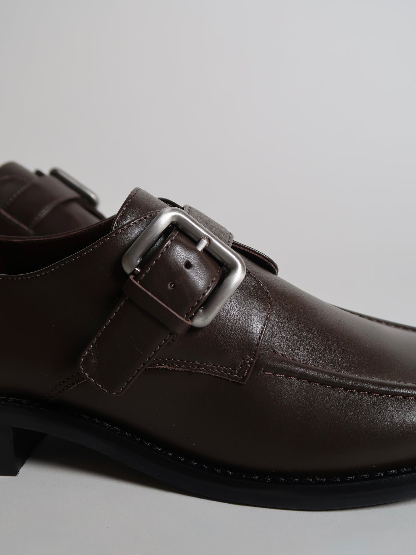 Capsule - Riven Dark Brown