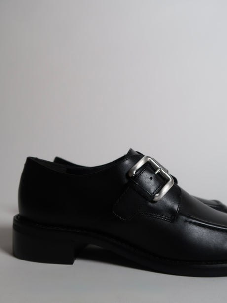 Capsule - Riven Black