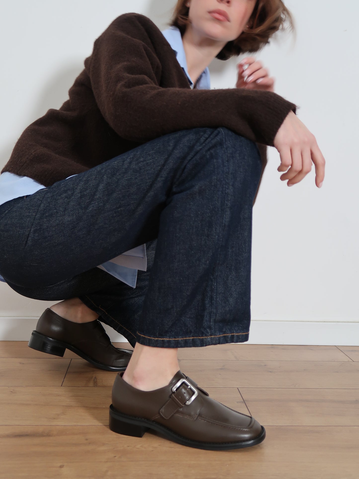 Capsule - Riven Dark Brown