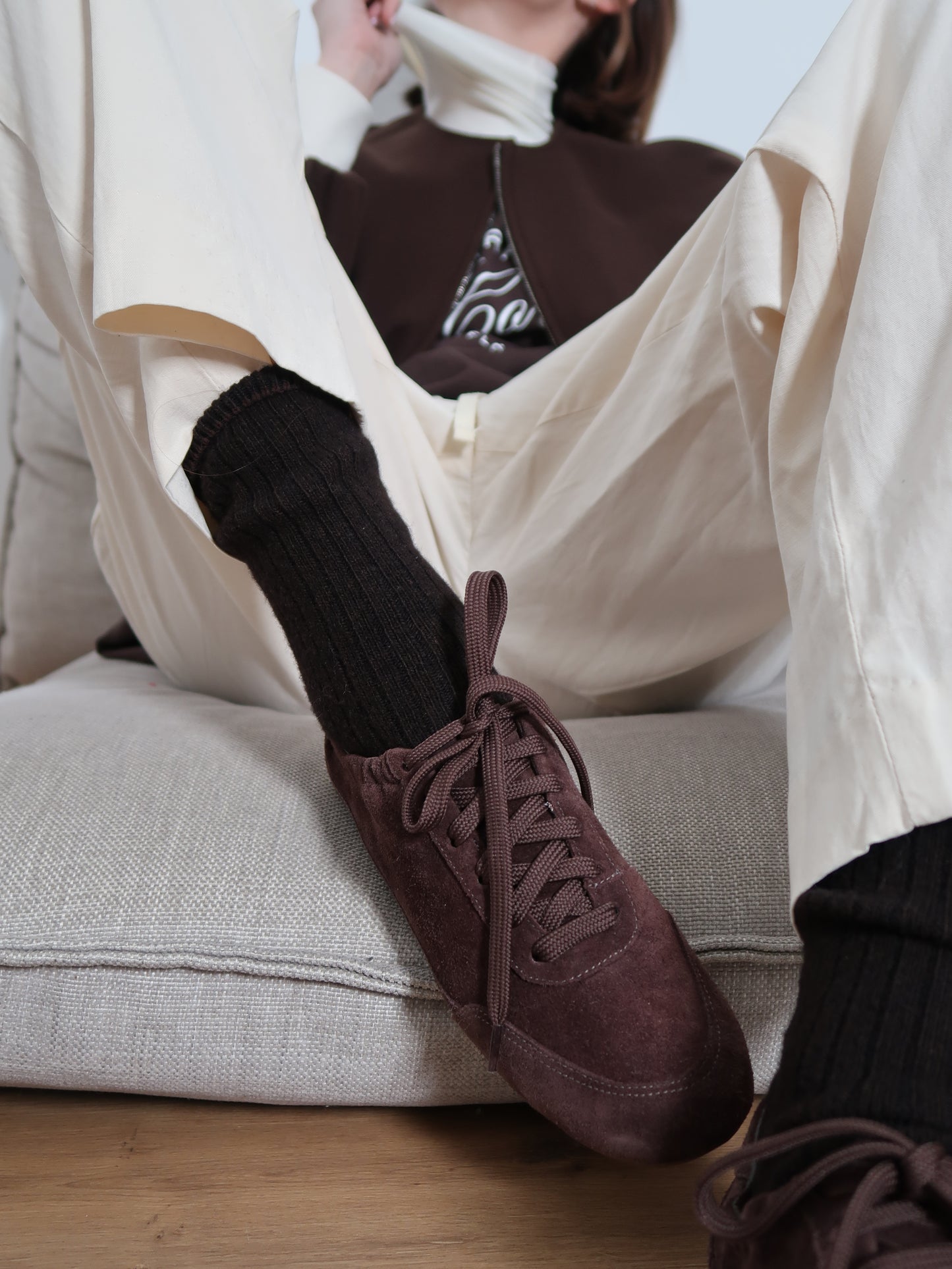 Capsule - Viento Brown