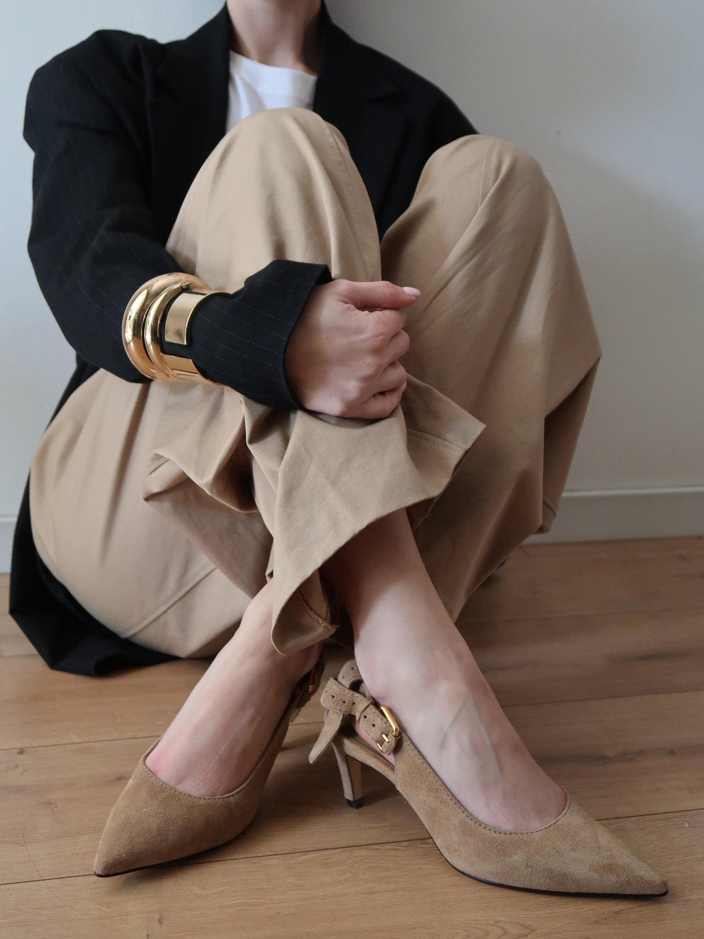 Capsule - Clara Beige