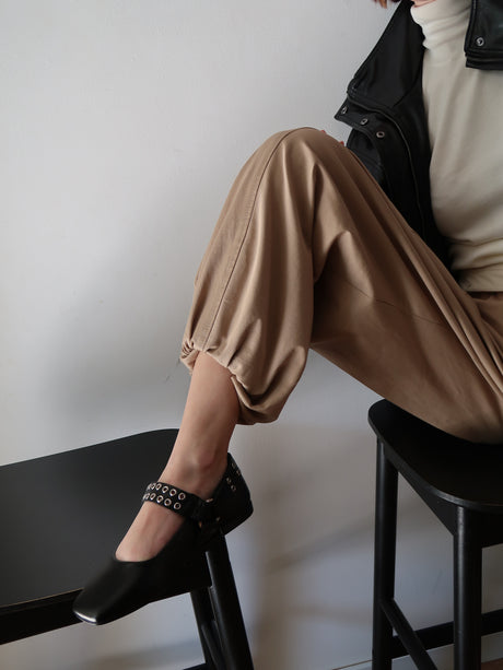 Capsule - Floyd Black