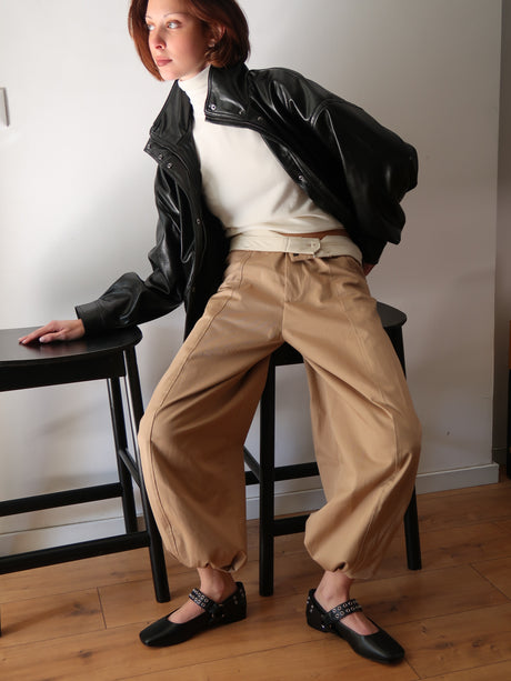 Capsule - Floyd Black