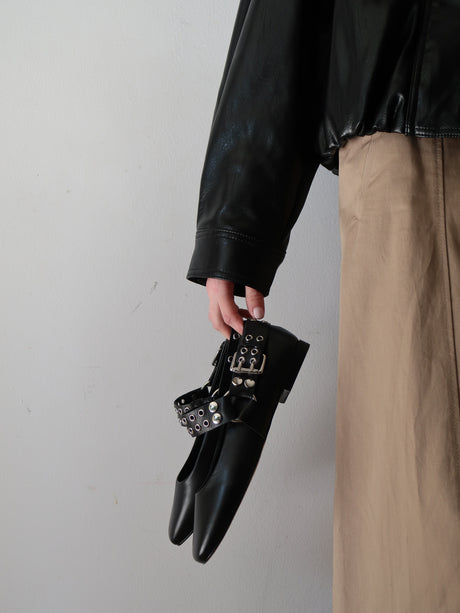 Capsule - Floyd Black