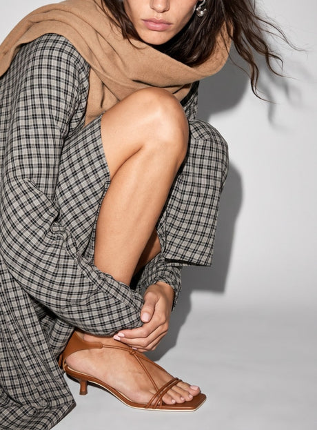 Vivia Tan