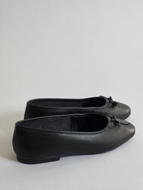 Bari Black