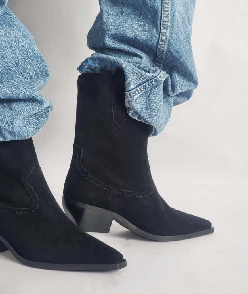 Studio Line - Arina Black Nubuk