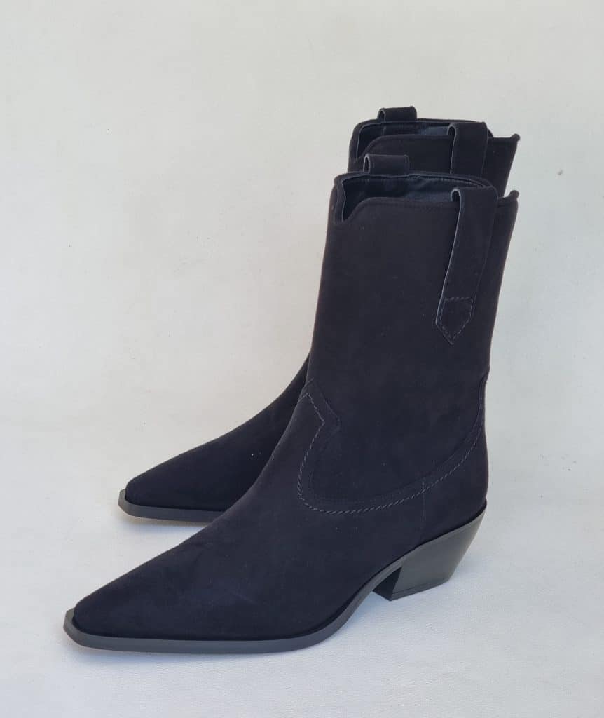 Studio Line - Arina Black Nubuk