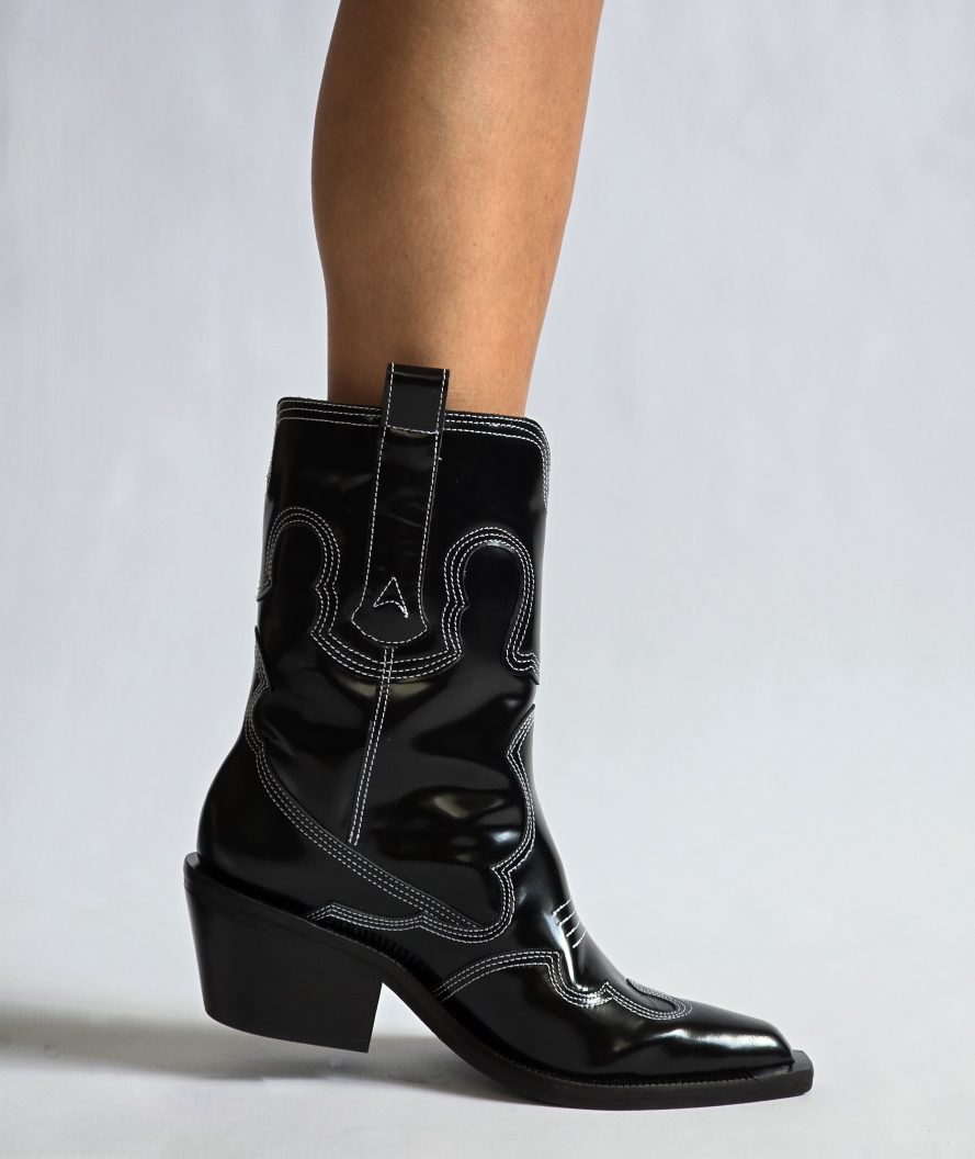 Iron Black