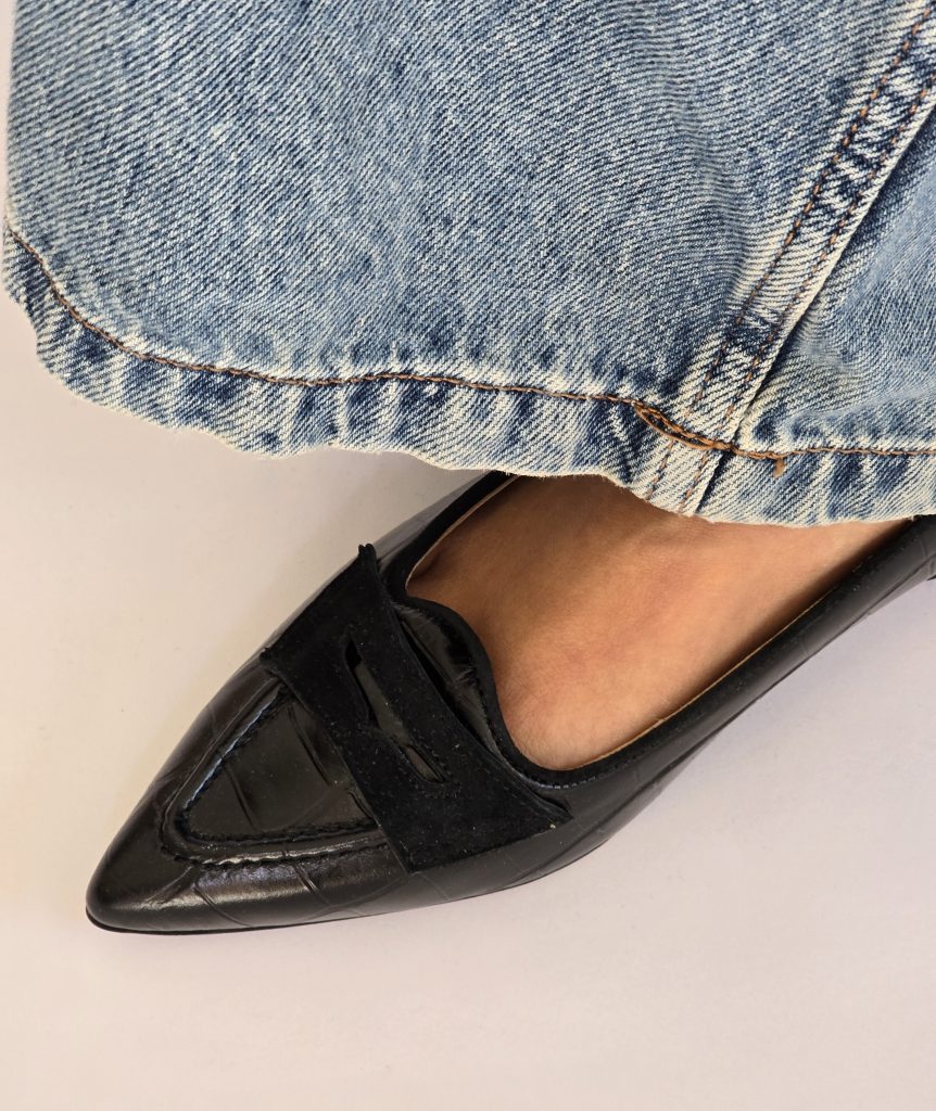 Renata Black Croco