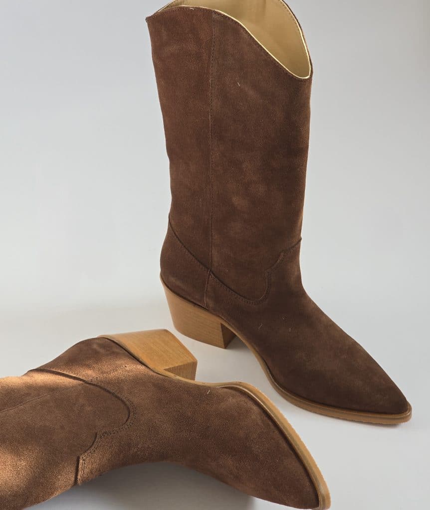 Aylin Suede Walnut