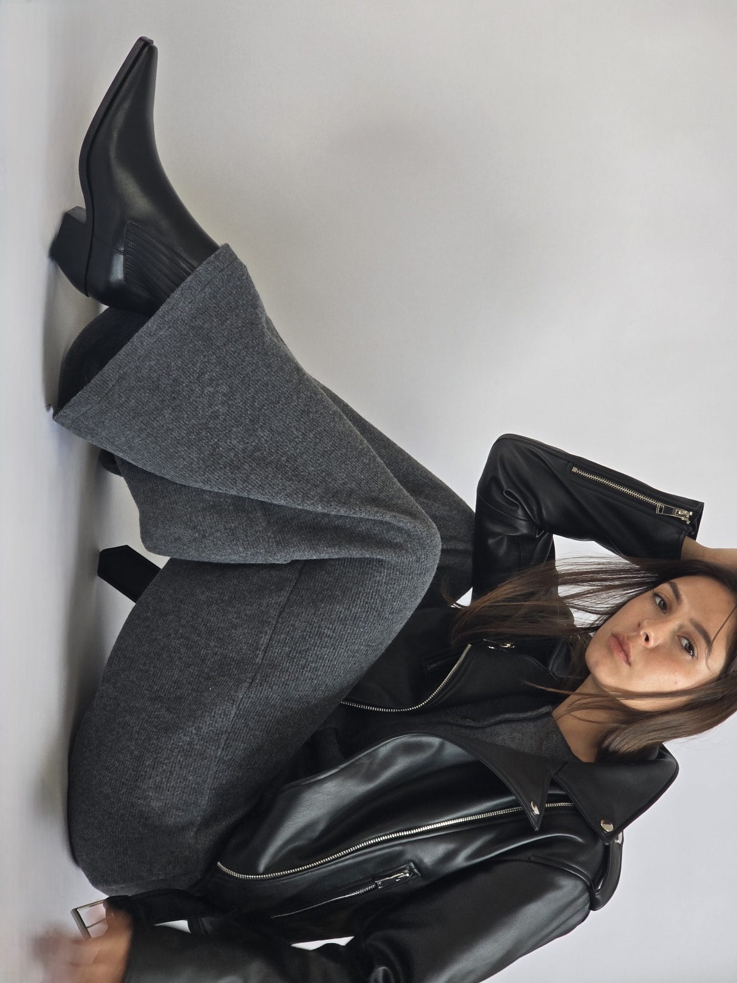 Studio - Joana Black