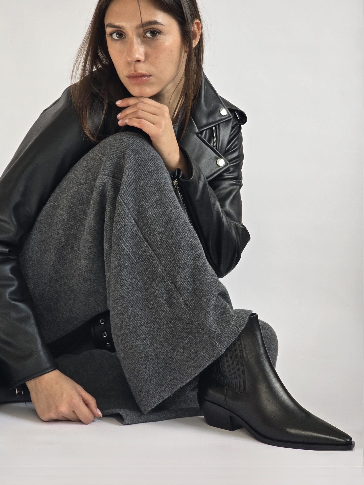 Studio - Joana Black