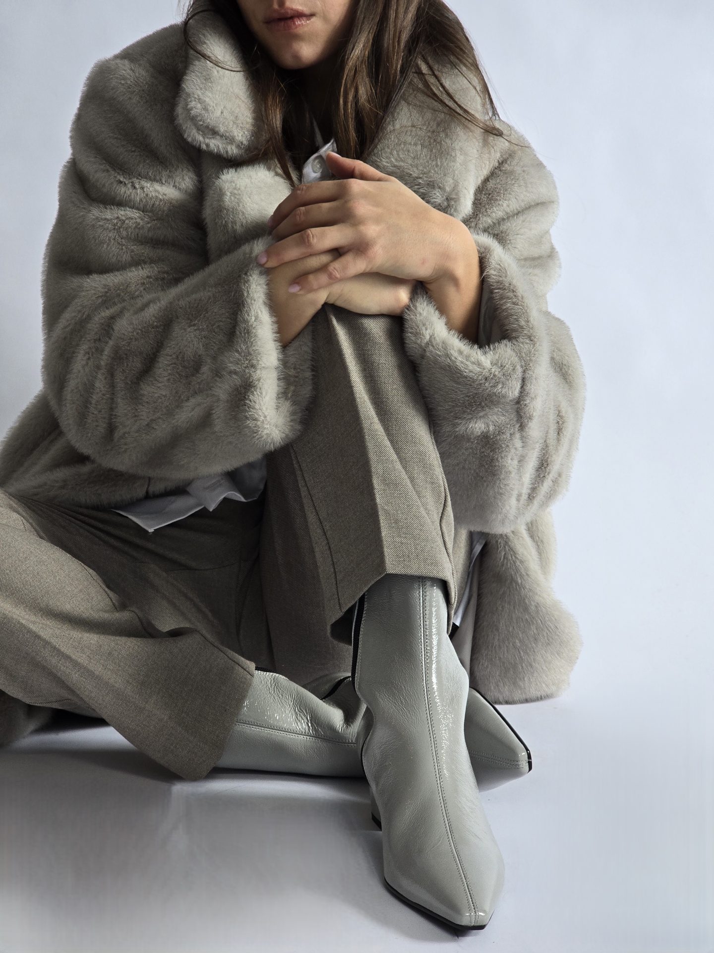 Studio - Alessia Patent Gray