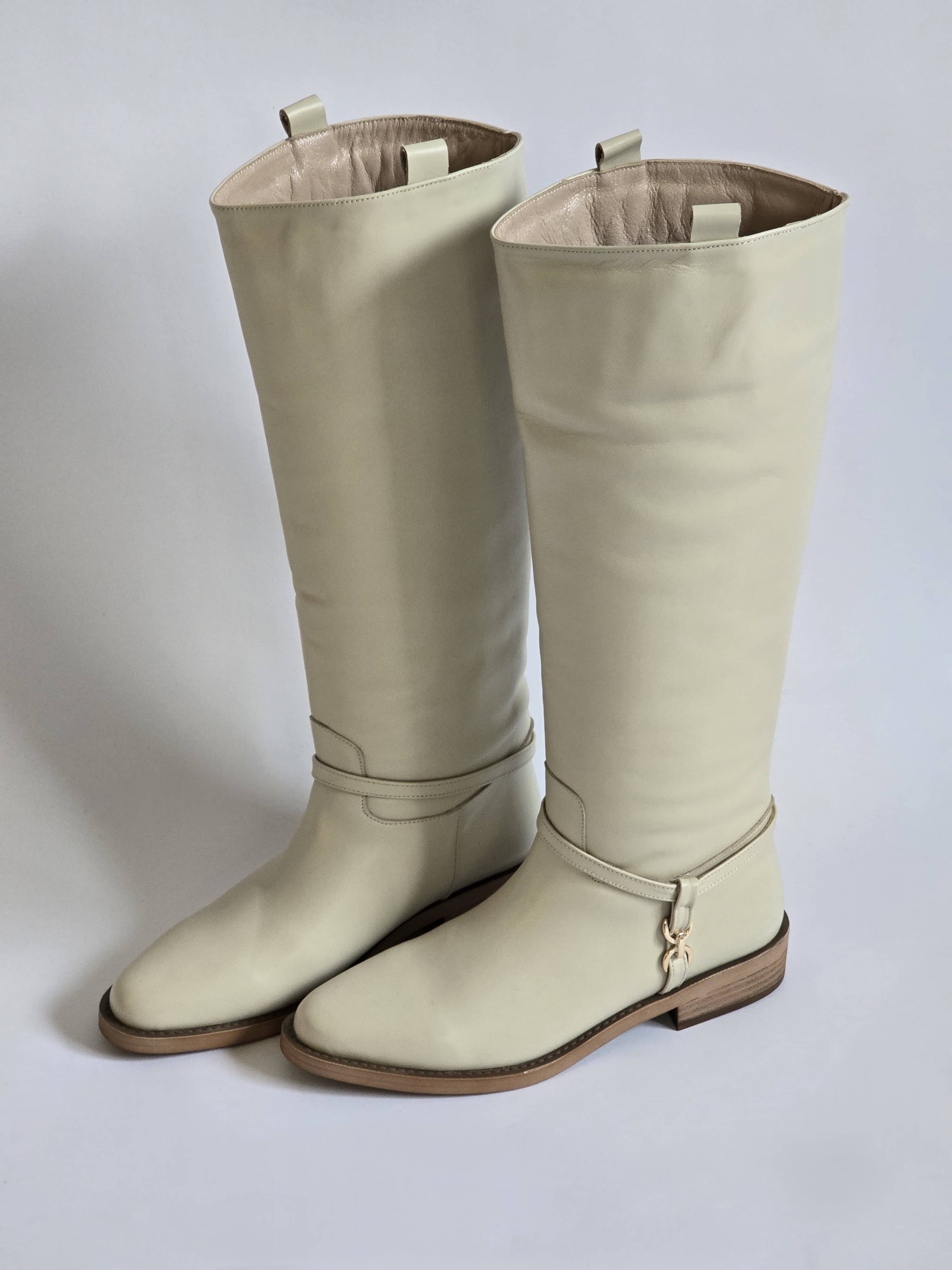 Mills Cream