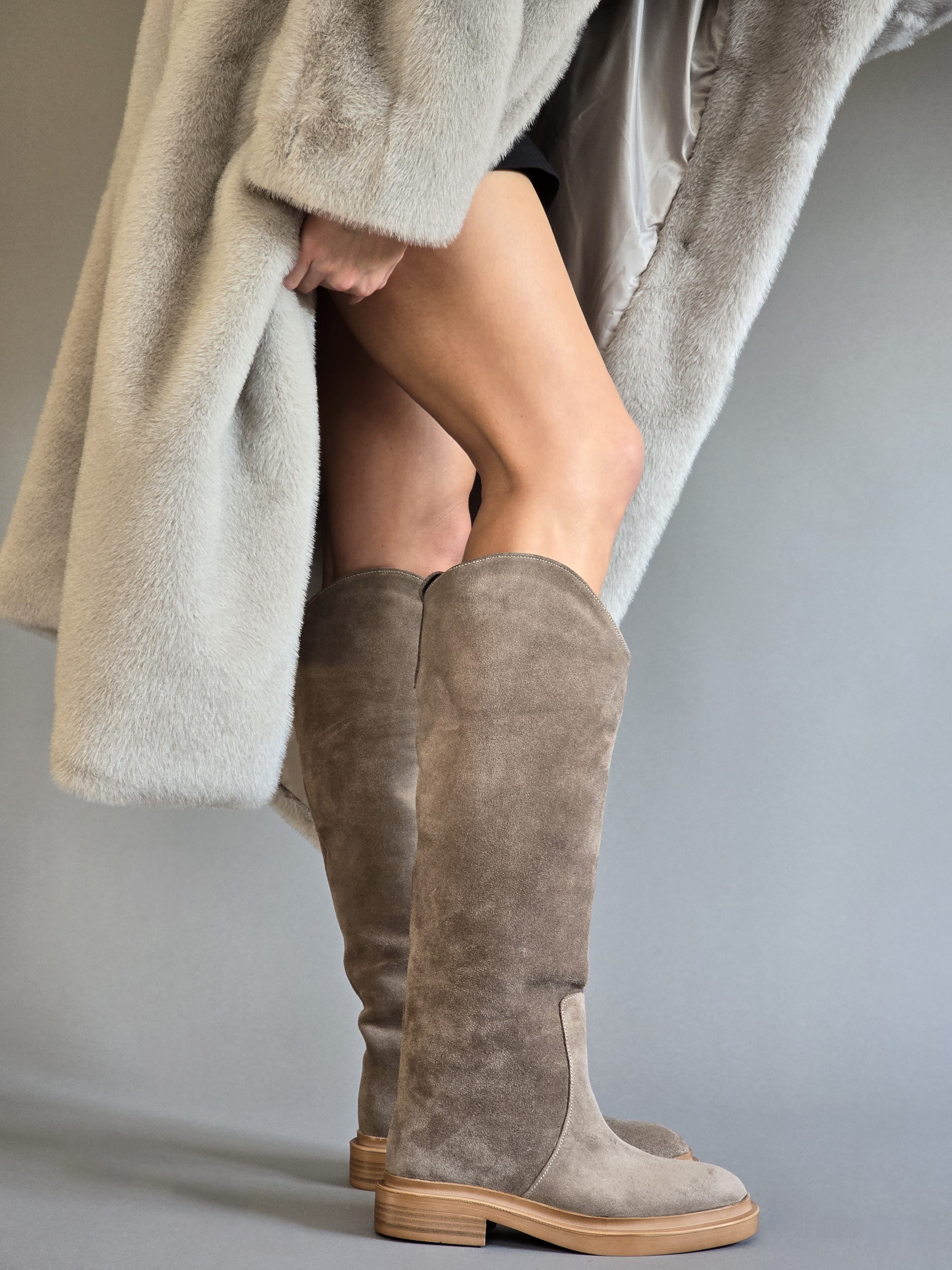 Iris Grey
