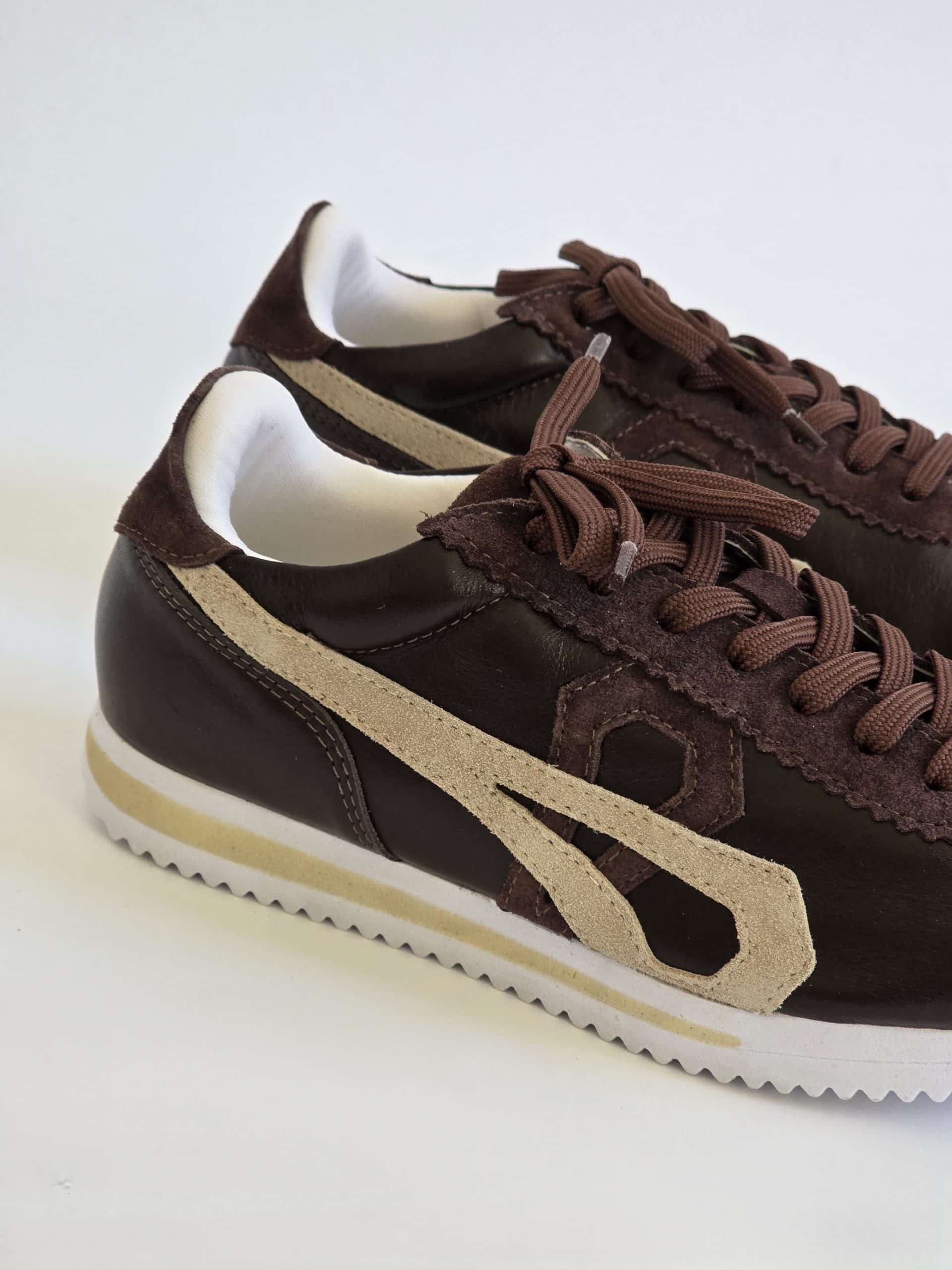 Apollo Dark Brown