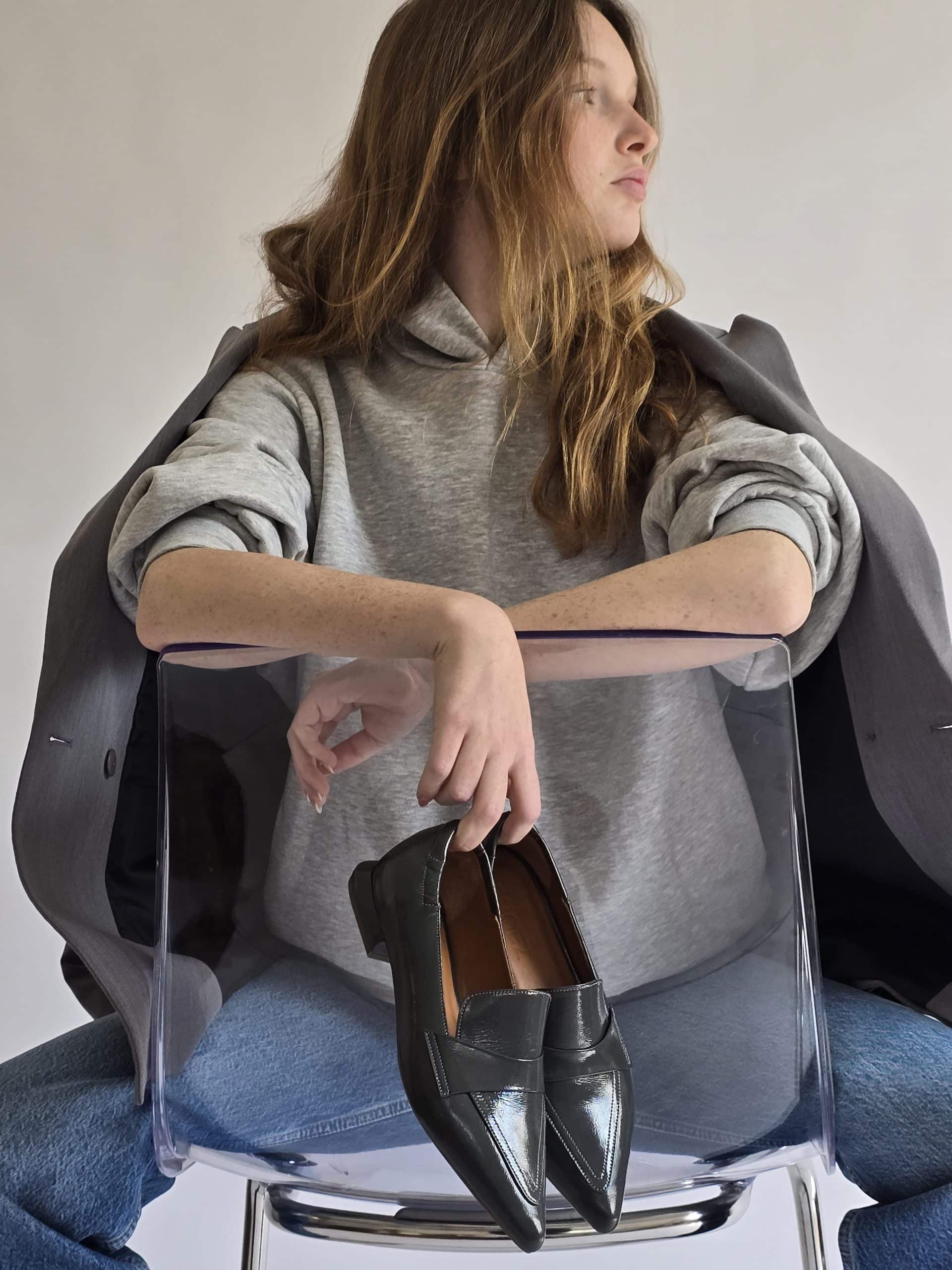 Helen Dark Grey