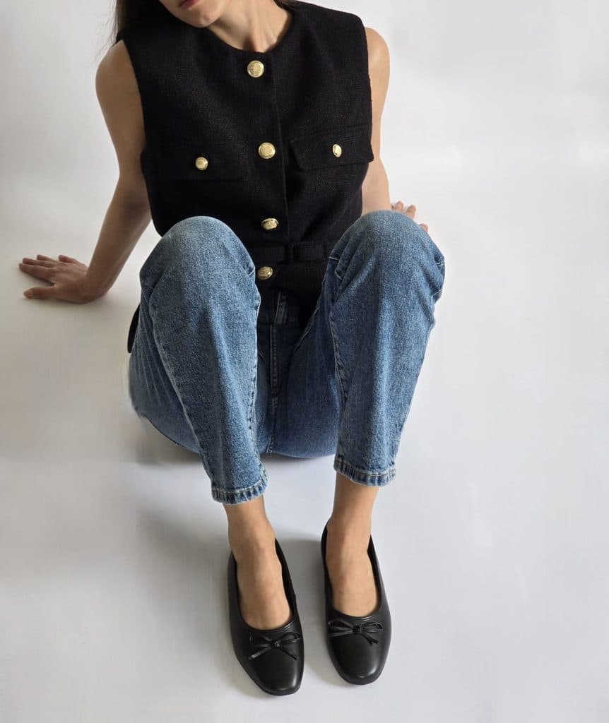 Alora Black