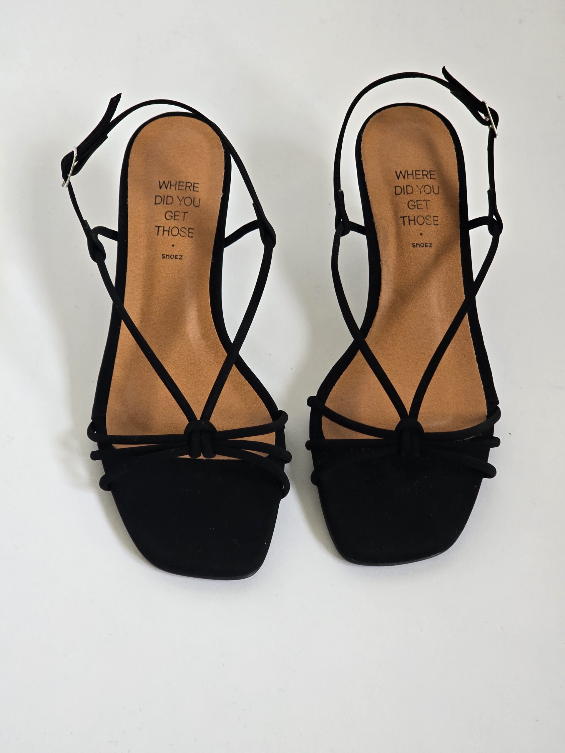 Vera Black Pre Order