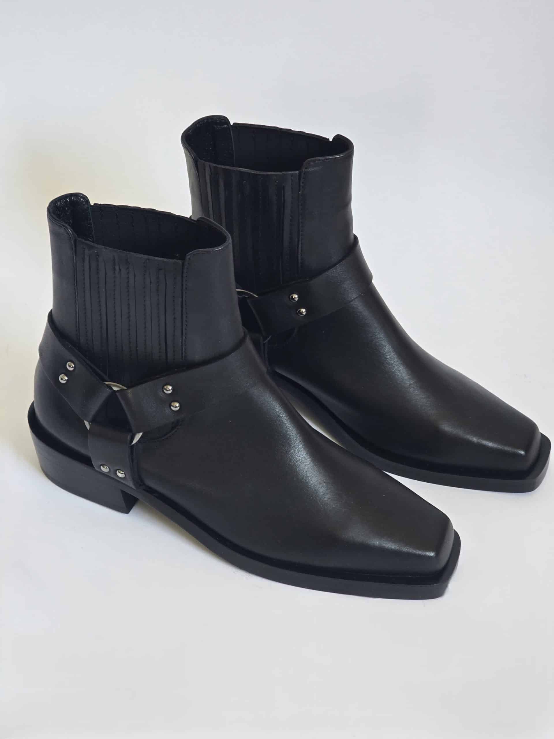 Gori Black