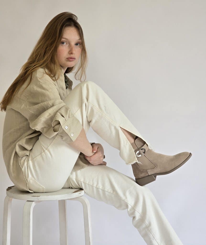 Curtis Beige